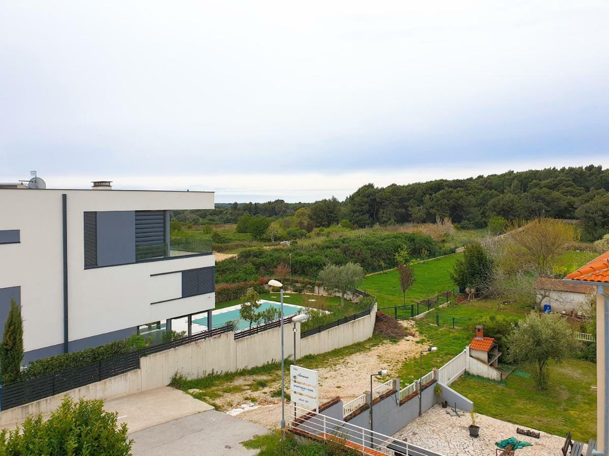 Apartment Oliva Yourcroatiaholiday Premantura Exteriör bild