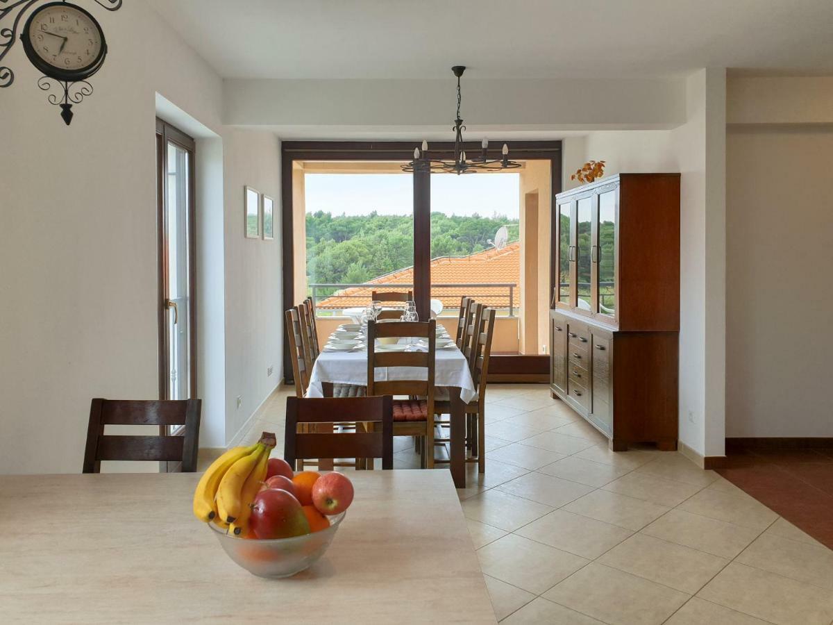 Apartment Oliva Yourcroatiaholiday Premantura Exteriör bild